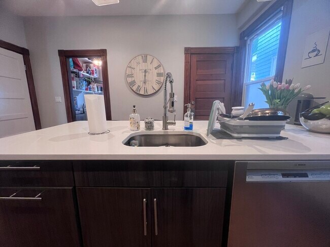 Photo - 181 M St Unidad 1