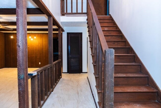 Photo - 8288 Webb Rd