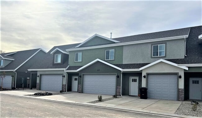 Photo - Brand New Townhome! Half off First Month Move in Special!