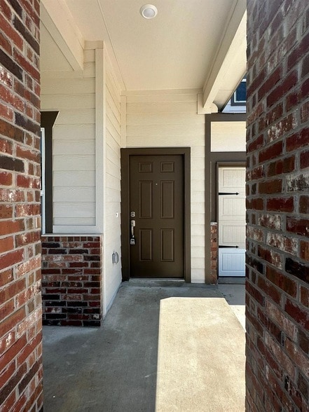 435 Alamito Ave