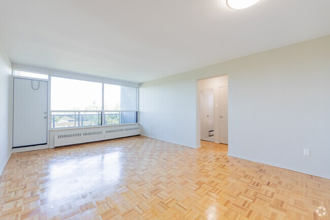 Building Photo - 1219 Dundas St W