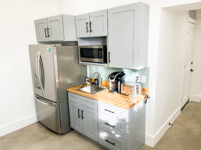 Photo - 3550 N University Ave