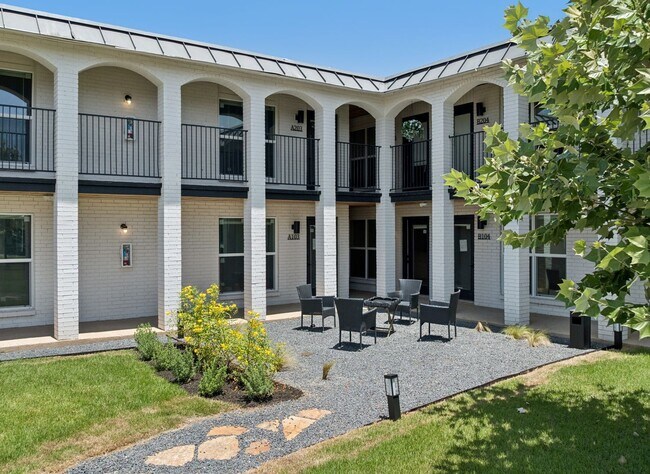 5911 Sheridan Ave Unit B105