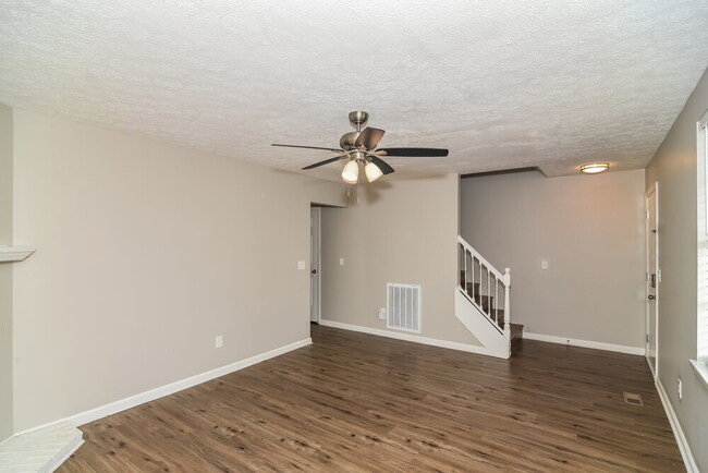 Photo - 104 River Bend Rd