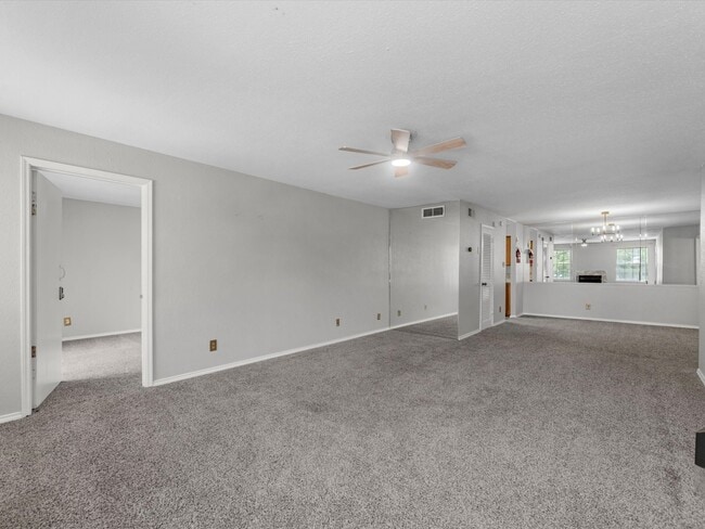 Photo - 9700 Leawood Blvd Unidad 706