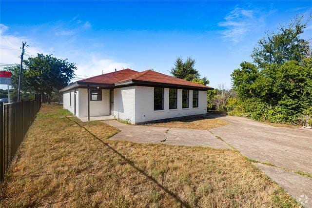 Building Photo - 2540 Avenue H Rental