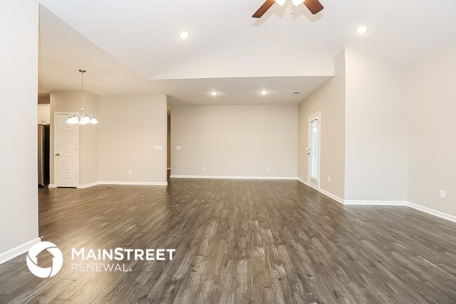Photo - 836 Ellyson Dr