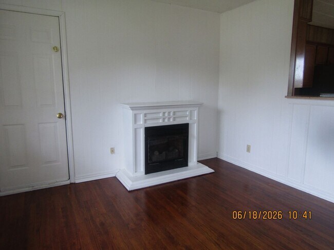 Photo - Charming 2-Bedroom Home in Northwest Lawton