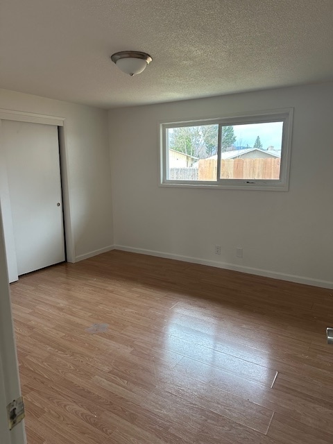 Photo - 1733 Crater Lake Ave