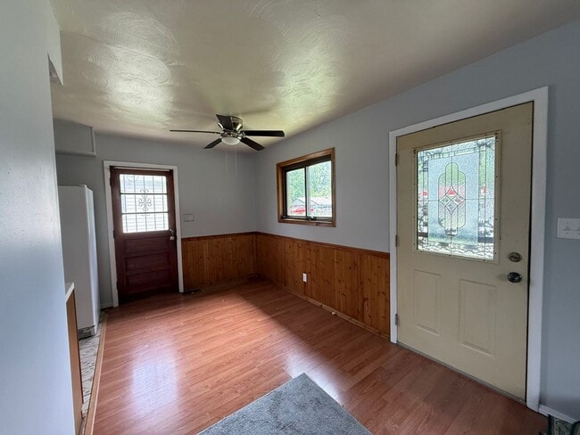 Photo - Spacious three bedroom one bath located on the southside.