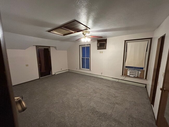 Photo - 121 Chestnut St Unit 121 1/2 Chestnut St UP