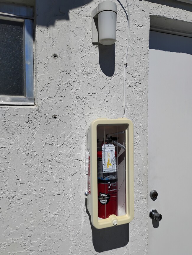 Photo - 305 SE 12th Ave Unit 1A 2A 2B