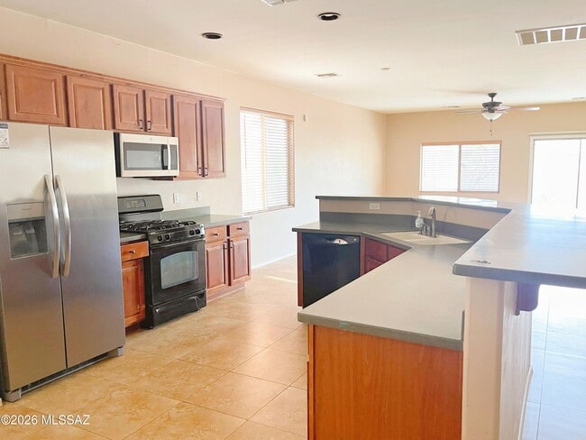 Photo - 11786 W Fordson Dr
