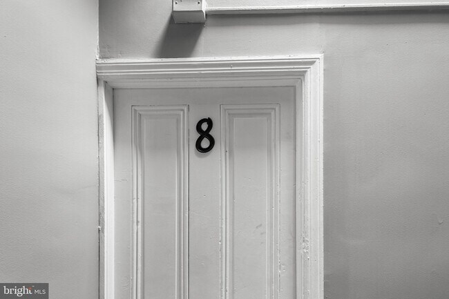 Photo - 2124 Maryland Ave Unit 8