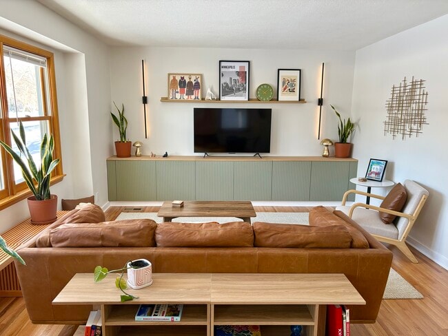 Building Photo - 5029 17th Ave S