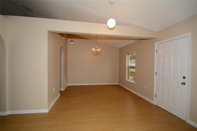 Photo - 5 Kathleen Trail