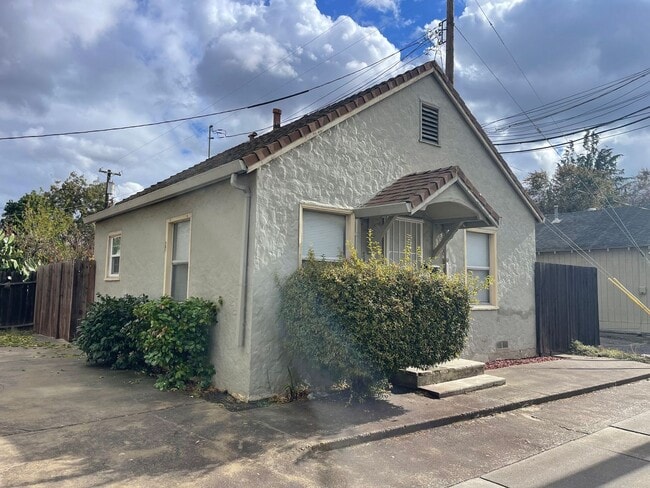 Photo - 802 S Stockton St
