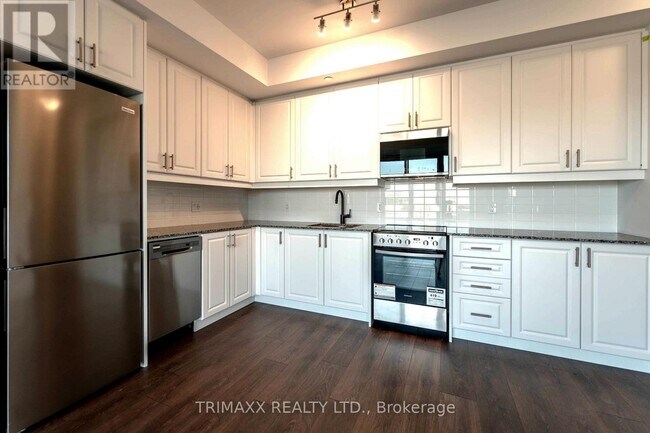 Photo - 2333 Khalsa Gate Unit 107