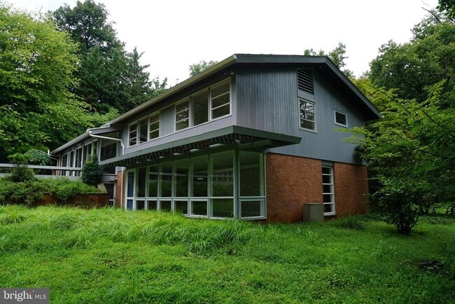 444 Garrison Forest Rd