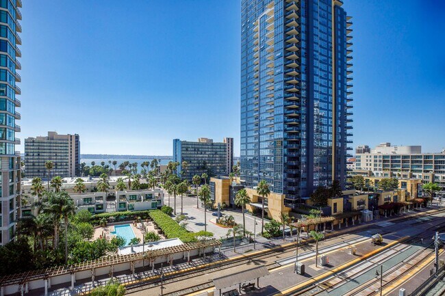 Photo - Rare Availability in Sapphire Tower!