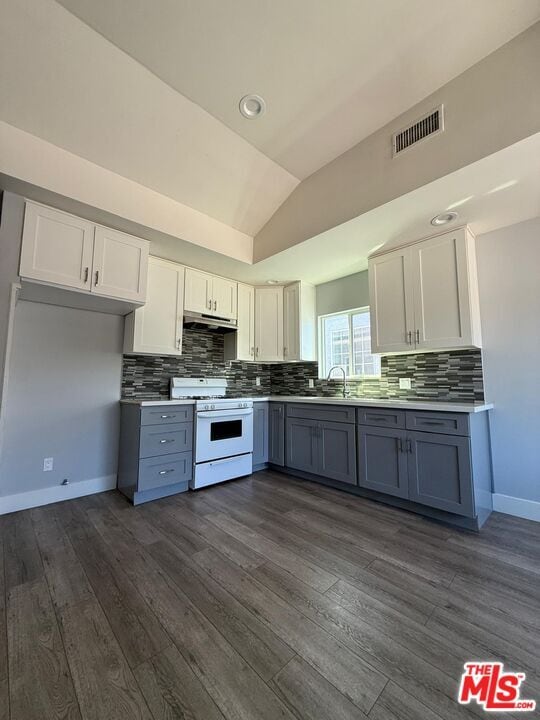 Photo - 8168 Whitsett Ave