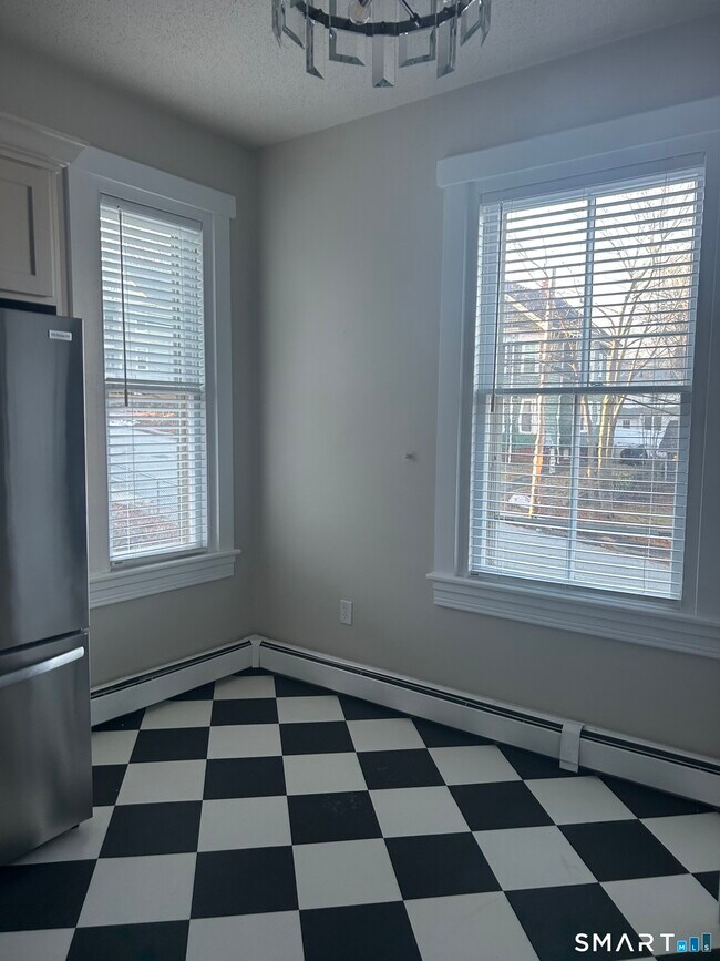 Photo - 214 Broadway Unit APT 3