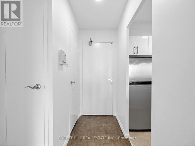 Photo - 7 Jackes Ave Unité 1704