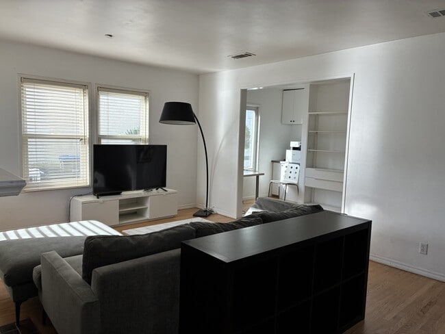 Photo - 3447 Community Ave