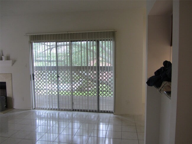 Photo - 6500 Harbor Town Dr Unit 2902