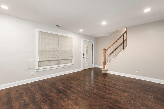 Photo - 6420 Thomas Paine Ct