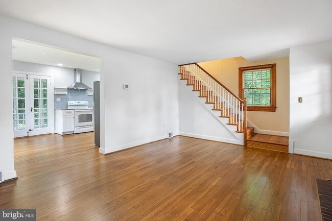 Photo - 244 N Columbus St