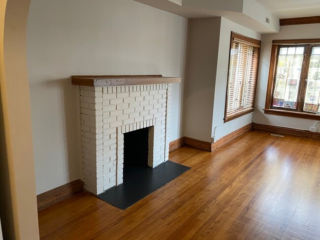 Photo - 8 Waltham St Unit 2F