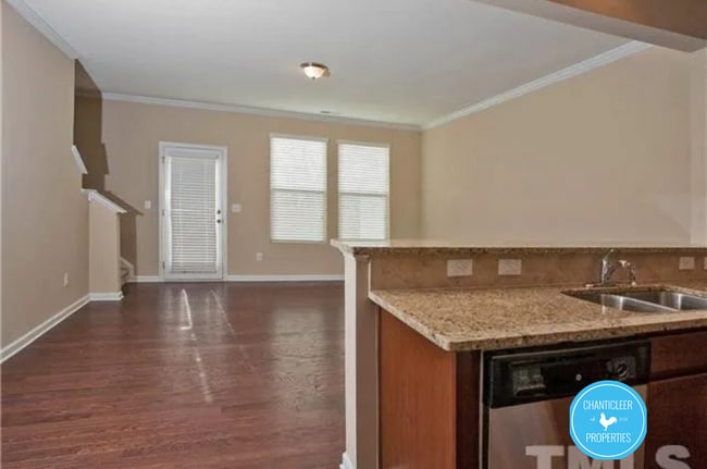 2219 Sunny Cove Dr