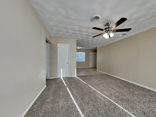 Photo - 2925 Caribbean Dr