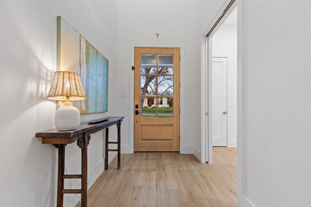 Photo - 9847 Mixon Dr