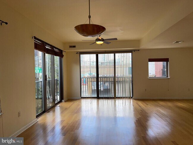 Photo - 837 N 2nd St Unit 208