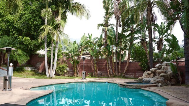 Photo - 925 Sherlock Dr