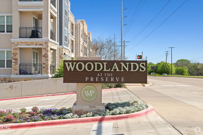 Building Photo - Woodlands at the Preserve Rental