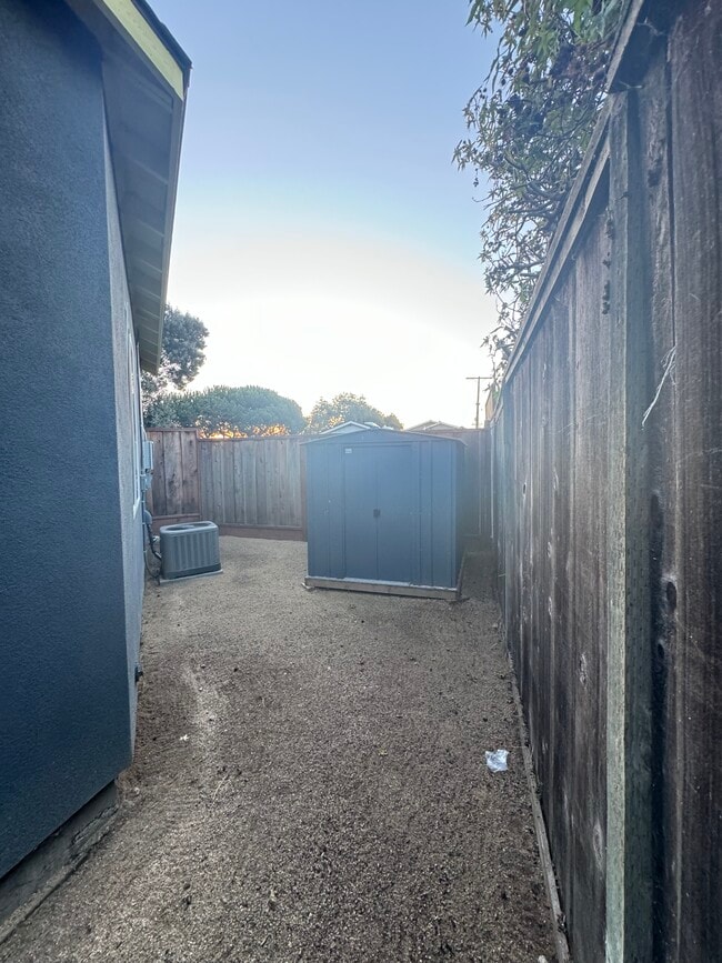 Photo - 1143 Madera Ct