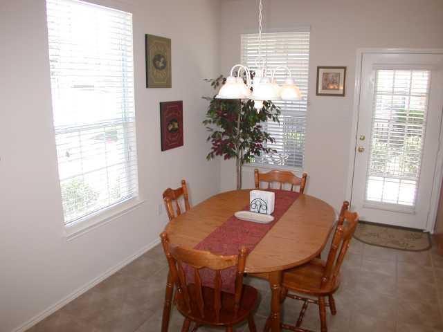 Photo - 1900 Scofield Ridge Pkwy Unidad 1102