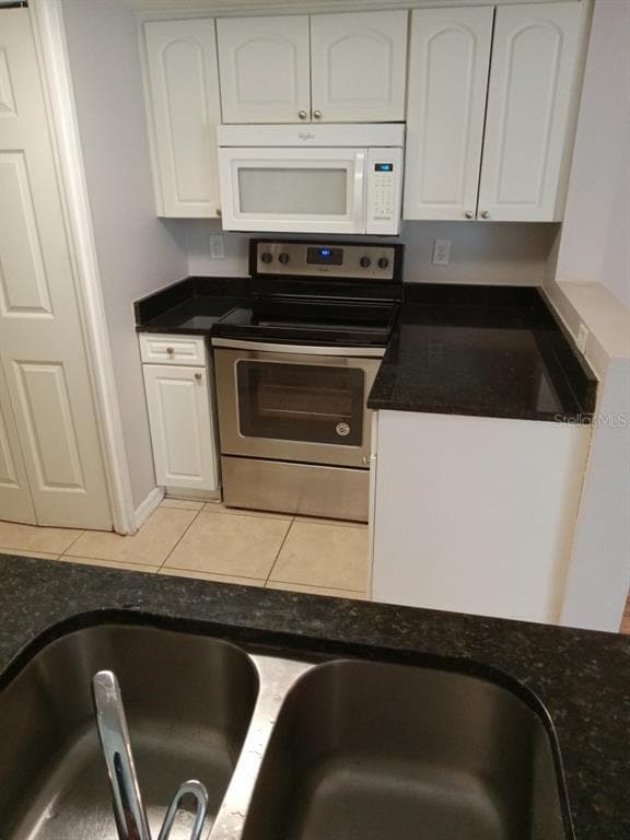 Photo - 2122 Fan Palm Dr