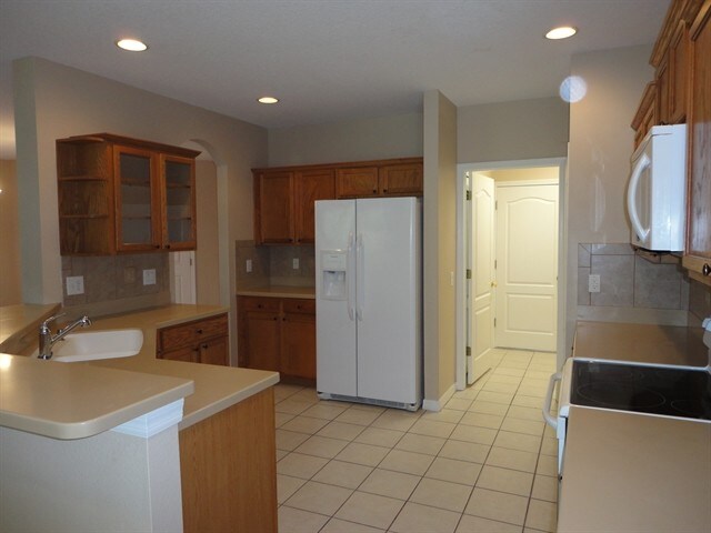 Photo - 25741 Crippen Dr