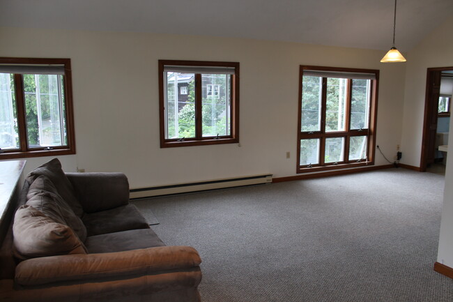 Photo - 121 Main St Unit B