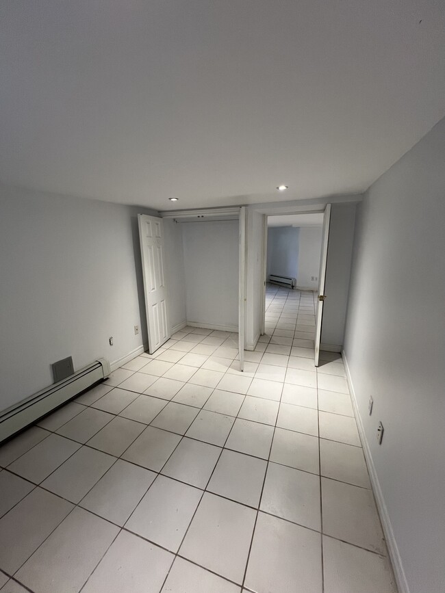 Photo - 46 Albert St Unit Basement