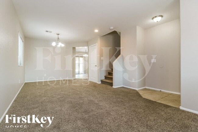 Photo - 10222 W Hess St
