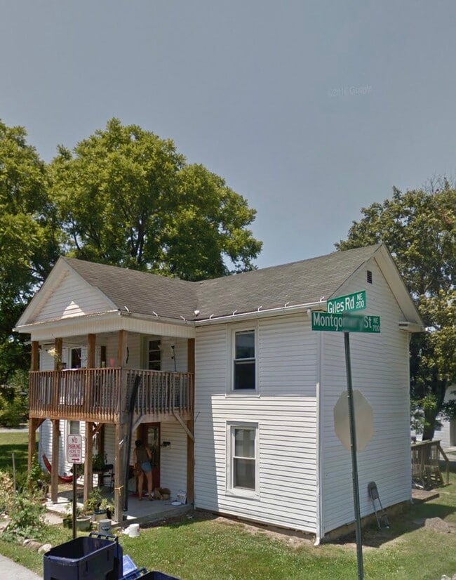 Building Photo - 206 Giles Rd