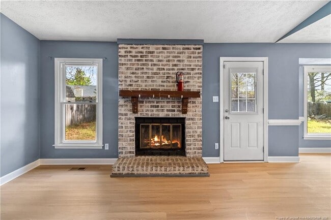 Photo - 7312 Navarro St