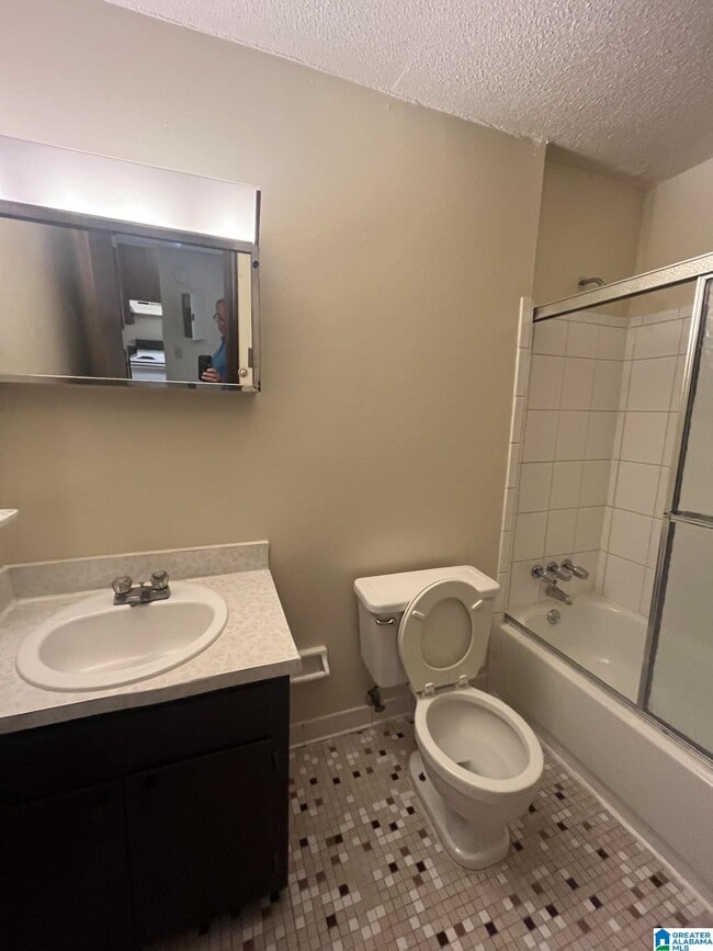 Photo - 2613 11th Ave S