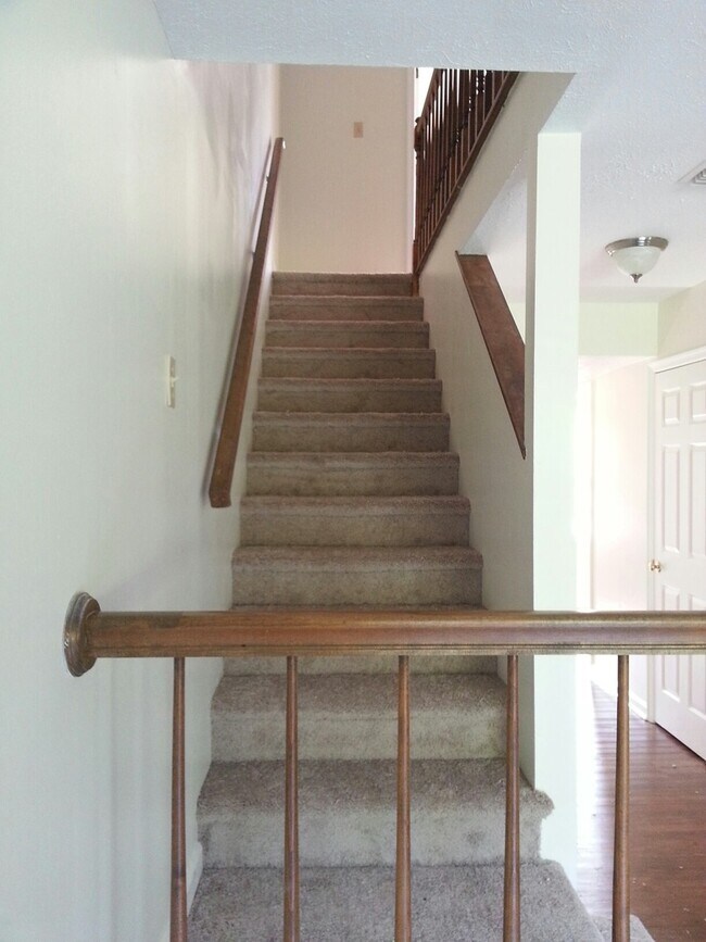 Photo - Three Bedroom Townhome, 2.5 bath, with eat...