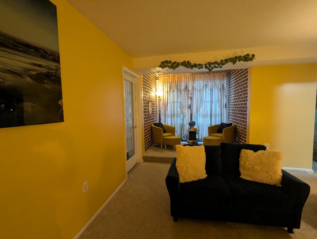 Photo - 7824 Hanover Pkwy